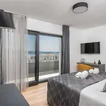 Luxury Heated Pool, 6 Persons, Jacuzzi, Sea View Villa *
