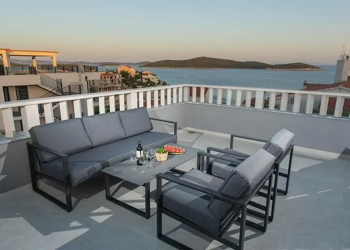 Luxury Heated Pool, 6 Persons, Jacuzzi, Sea View * Zaglavice