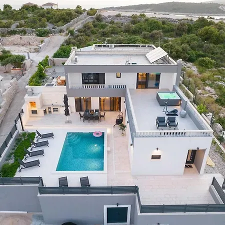 Luxury Heated Pool, 6 Persons, Jacuzzi, Sea View * Zaglavice