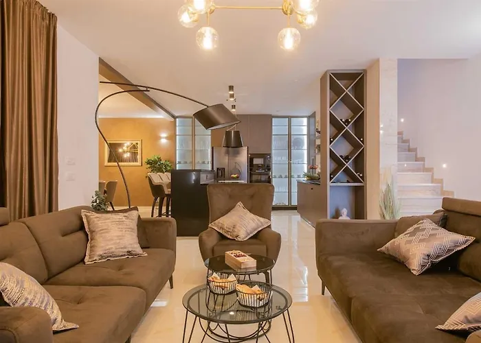 Luxury Heated Pool, 6 Persons, Jacuzzi, Sea View Villa *