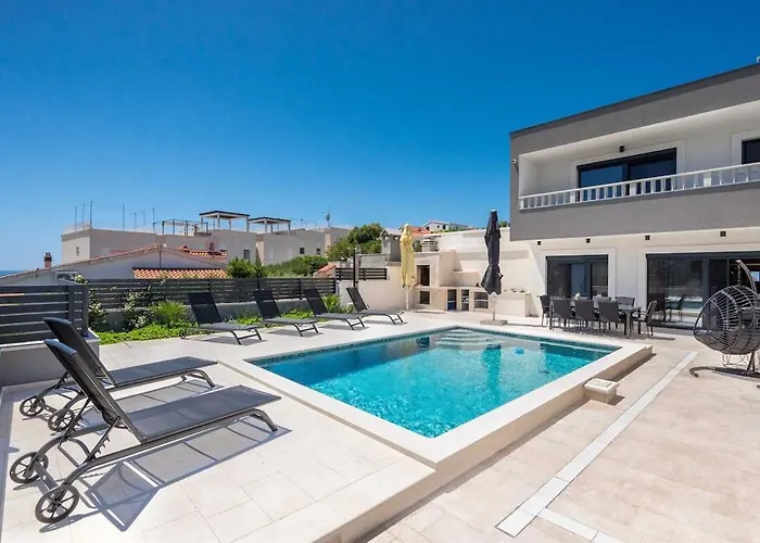 Luxury Heated Pool, 6 Persons, Jacuzzi, Sea View * Zaglavice